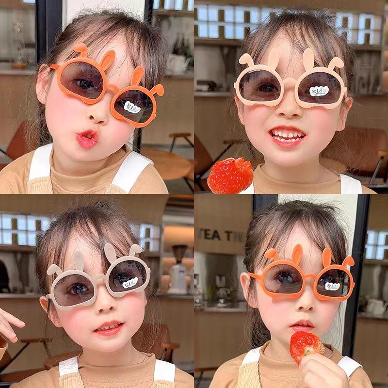 2023 Stylish Baby Bunny Ear Children's Sunglasses - Cute & Versatile Cartoon Design