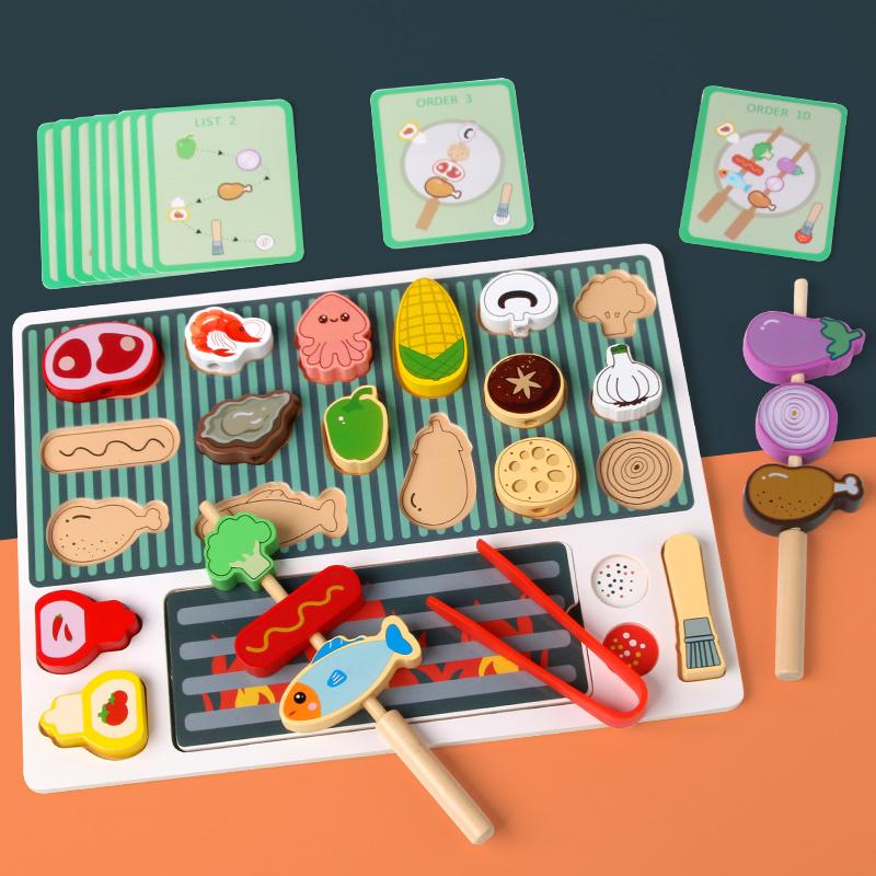 

Детский деревянный игрушечный гриль для барбекю для ролевых игр, домашней готовки и распознавания продуктов. Доступен в двух стилях
