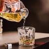 720ml Čirá zmačkaná papírová láhev na whisky víno Japonské umění Kroucené sklo Křišťálová sada na víno Nepravidelný karafa na whisky XO Sklo