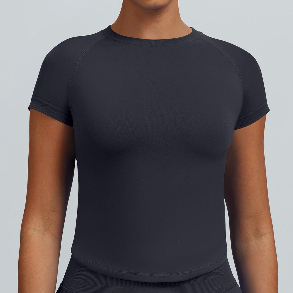 High-Stretch Seamless Nylon Yoga T-Shirt: Moisture-Wicking, Tight-Fit, Hip-Length Short Sleeve