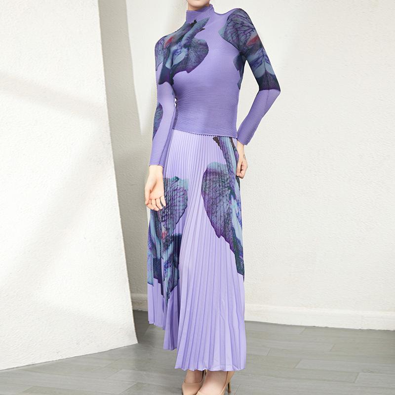 Trendy Women's Pleated T-shirt & Plus Size Midi Skirt Two-Piece Set