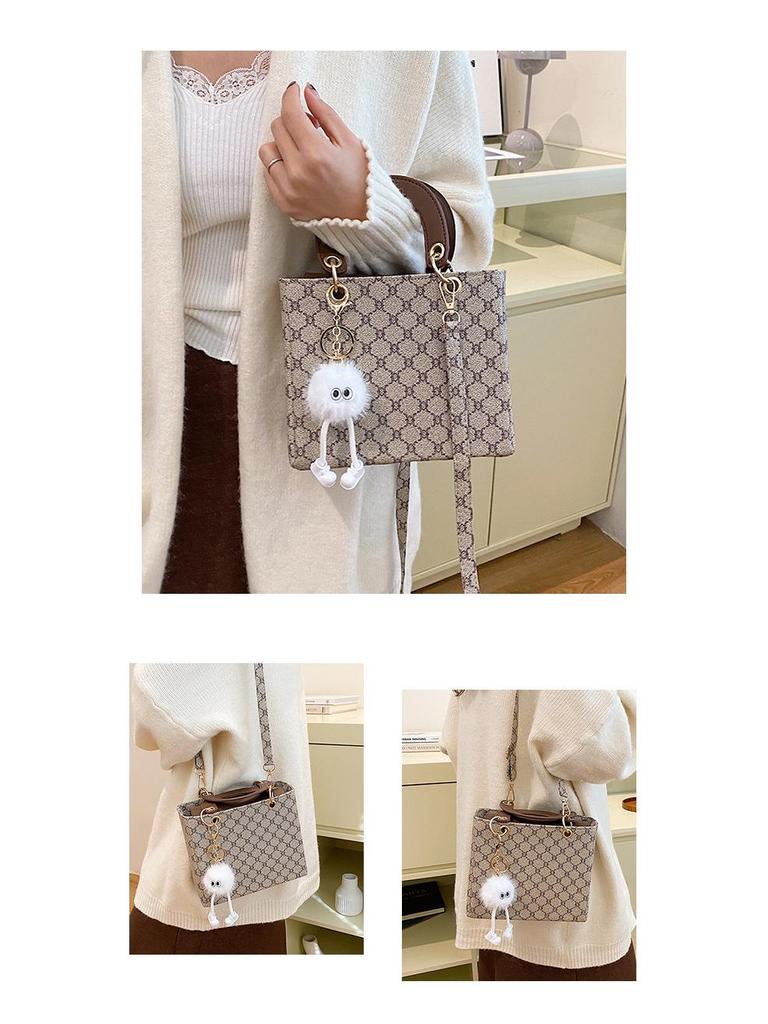 2024 Vintage Blumenhandtasche: Stilvolle Damen Schulter- & Umhängetasche für vielseitiges, elegantes Pendeln