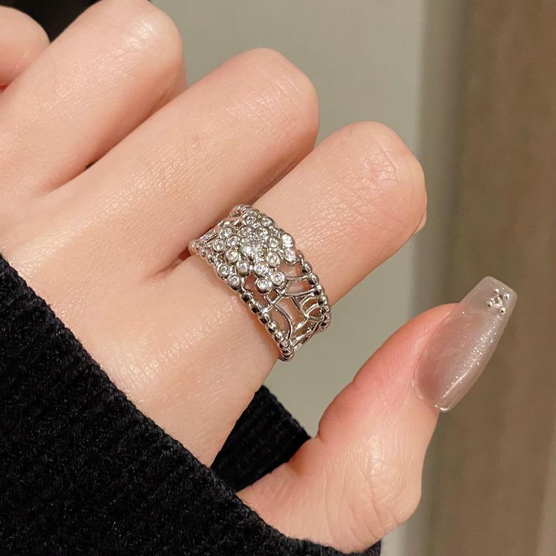 New Niche High-End Star Light Luxury Open Ring High-End Simple Inlaid Exquisite Personalized Jewelry Adjustable opening