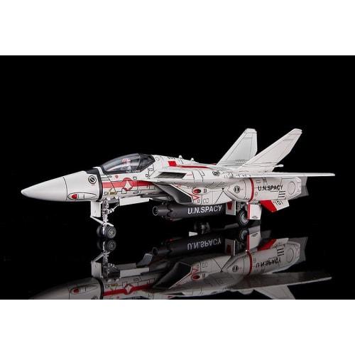 PLAMAX Super Dimension Fortress Macross PX06 1/72 VF-1J Fighter Valkyrie, Vermilion Platoon, Hikaru Ichijo, 1/72 Scale Assembled Plastic Model