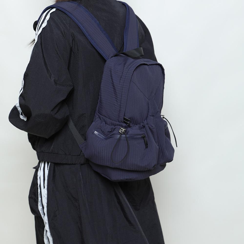 Spring and Summer New Pleated Backpack, Small Backpack, Women's Lightweight Waterproof Travel Commuting Backpack