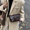 Premium retro underarm shoulder bag women's autumn and winter new fashion versatile work commuter messenger bag