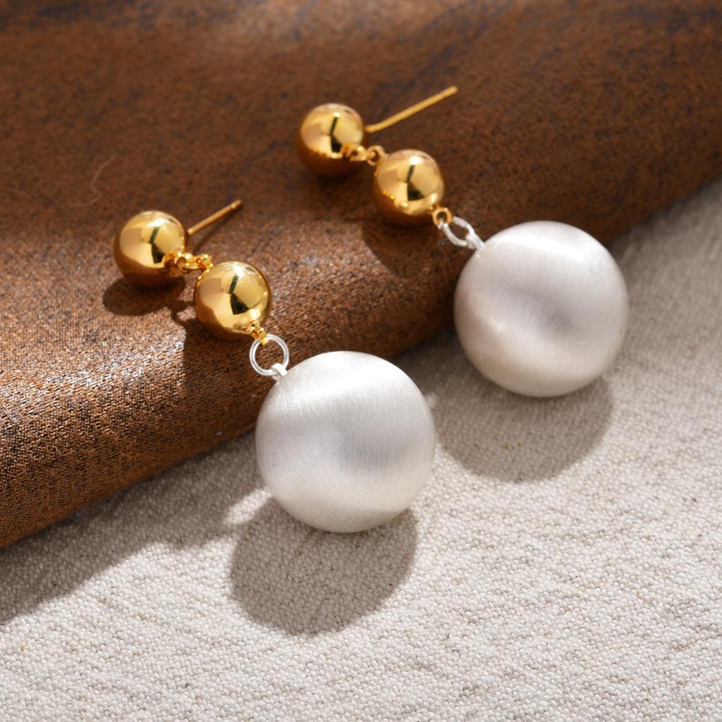 Minimalist Two-Tone Brushed Ball Drop Earrings Mixed Metal Polished & Matte Stud Earrings for Women Fashion Jewelry