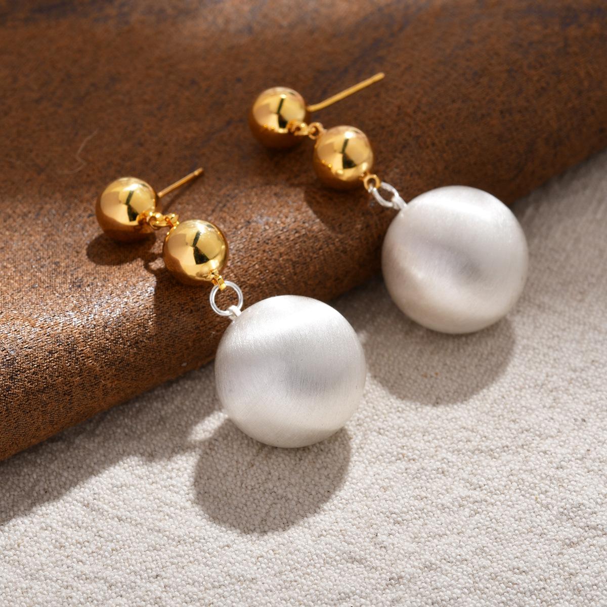 Minimalist Two-Tone Brushed Ball Drop Earrings Mixed Metal Polished & Matte Stud Earrings for Women Fashion Jewelry