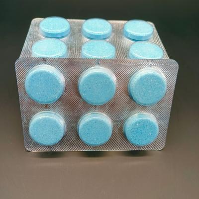 Stipriai valomos skystos putojančios tabletės, patvarios