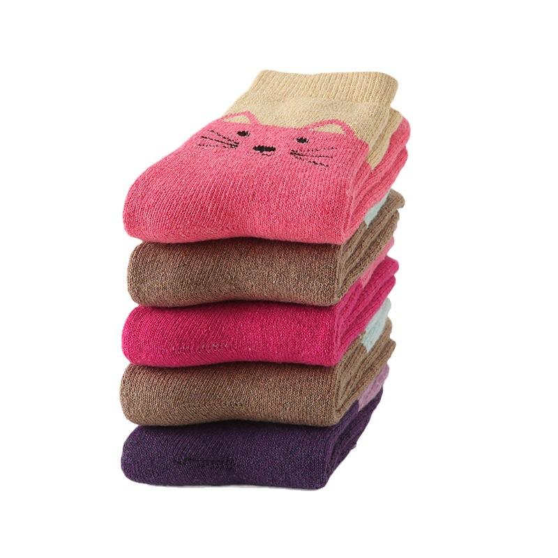 5/10 Pairs Comfortable Casual and Versatile Autumn Winter Thickened Mid Calf Wool Socks Cartoon Cat Fleece Socks Home Warmth Floor Socks