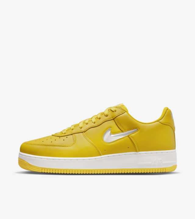 

Мужские кроссовки Air Force 1 Color of the Month FJ1044-700