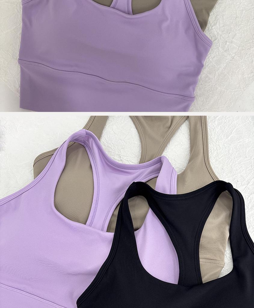 Alo Style Low-Intensity Sports Bra with Wide Straps and Cups for Yoga and Running