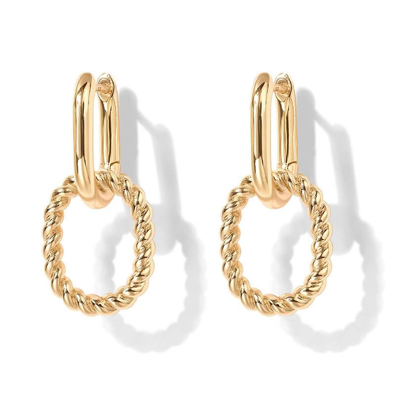 Geometrische Ringohrringe aus Metall