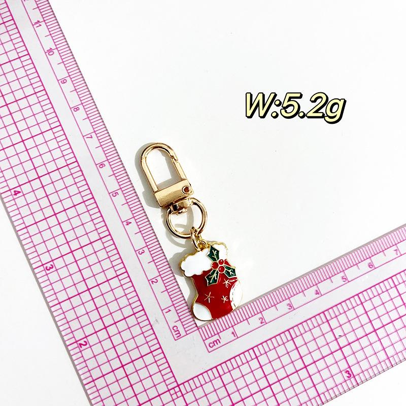 Santa Claus Tree Keychain Women's Ornament: Christmas Pendant for Car, Backpack, or Small Gift
