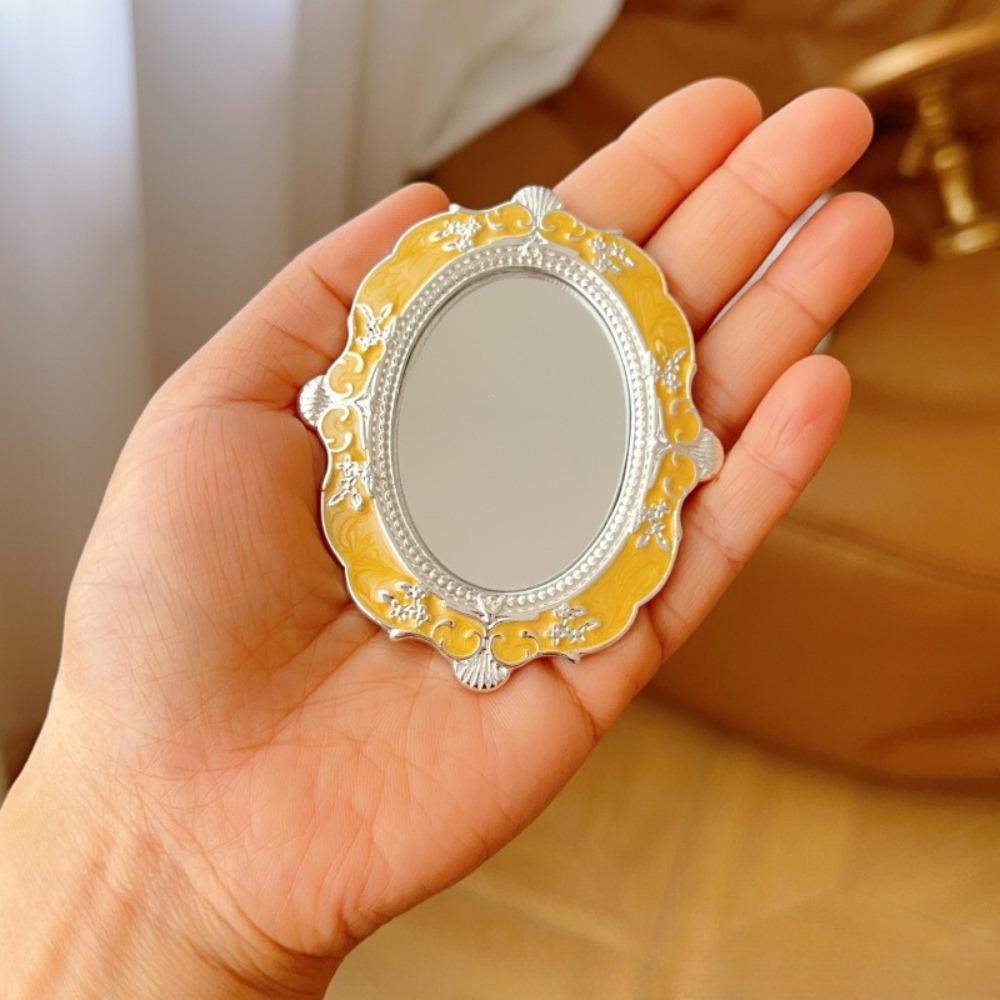 

European Relief Russian Gold Victorian Makeup Handheld Mirror Portable Mirror Exquisite Retro Fashion жовтий