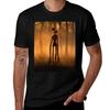 Siren Head im orangefarbenen Horrorwald T-Shirt Leichte Sport Basic T-Shirts