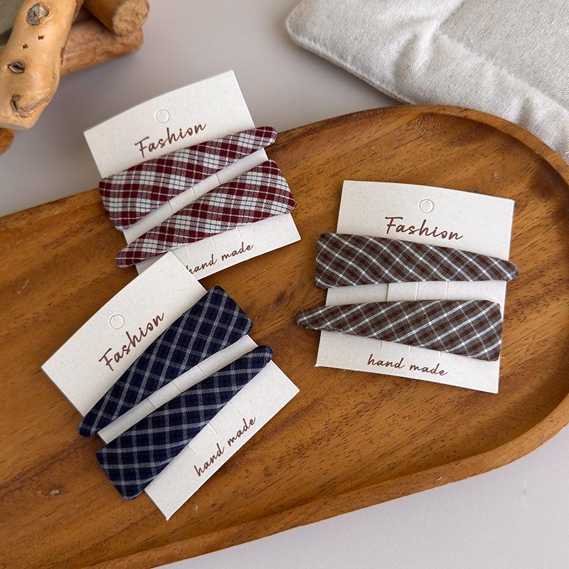 2025 New French Retro Plaid Fabric Hair Clips Large Edge Fashionable Side Bangs Women's Hairpins Stylish Hair Accessories