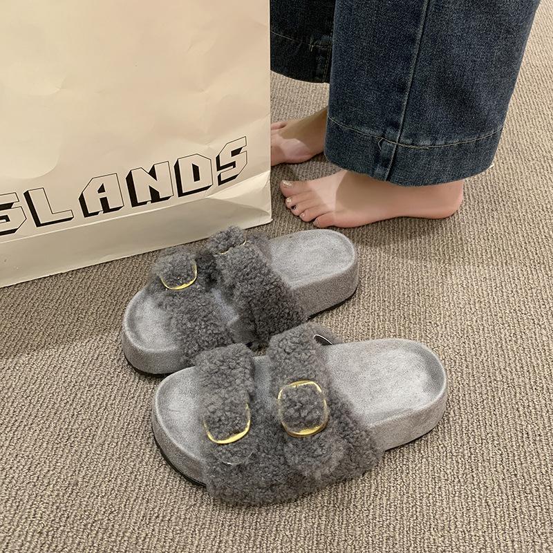 Muffin thick bottom one word fluffy slippers women wear 2025 autumn and winter new Internet celebrity fairy wind heightened plush half drag