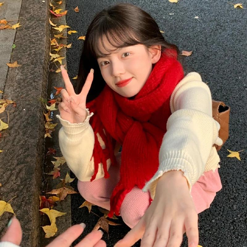 

New Christmas red scarf female winter couple thickened imitation cashmere solid color knitted fringed scarf male trend