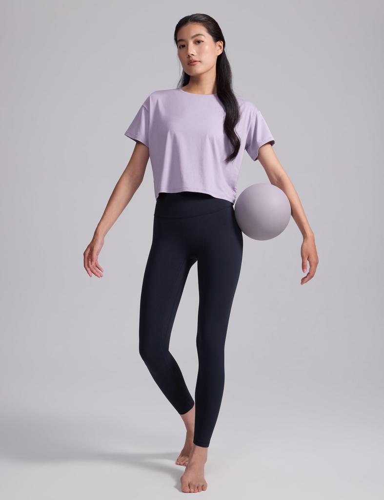 [CRZ YOGA] Women's Short-Sleeved Open-Back T-Shirt, Short Length, Loose Fit, Lilac/Lavender, Size S