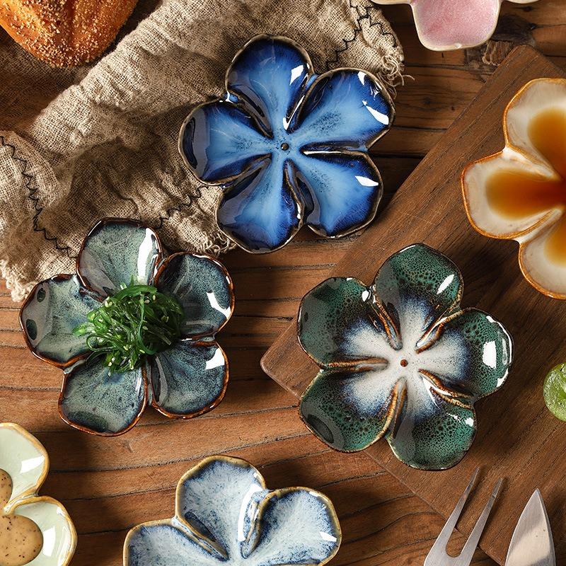 Vintage Ceramic Craft Dish Flower Shaped Small Dish Creative Dipping Sauce Small Dish Multi-color Kiln Transformed Dish Gift