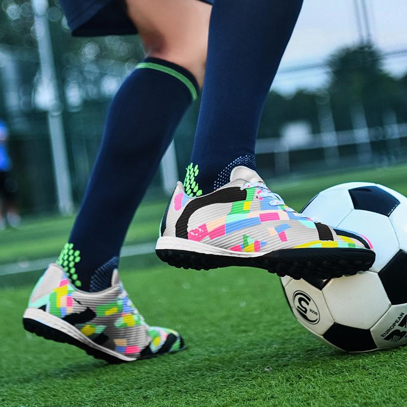 Pánské fotbalové kopačky Společenské kopačky Tráva Halový trénink Fotbalové hřiště Boty Muž Neklouzavé Ultralehké Tenisky Calzado De Futbol