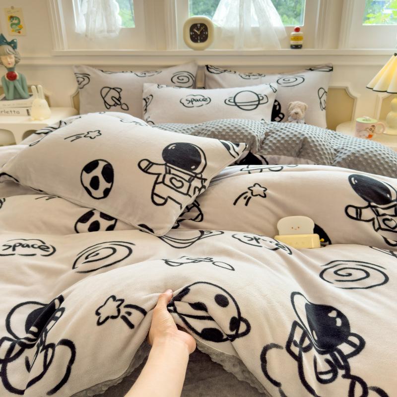 Milk Fleece Four-piece Dormitory Three-piece Set Thickened Quilt Cover Bedding