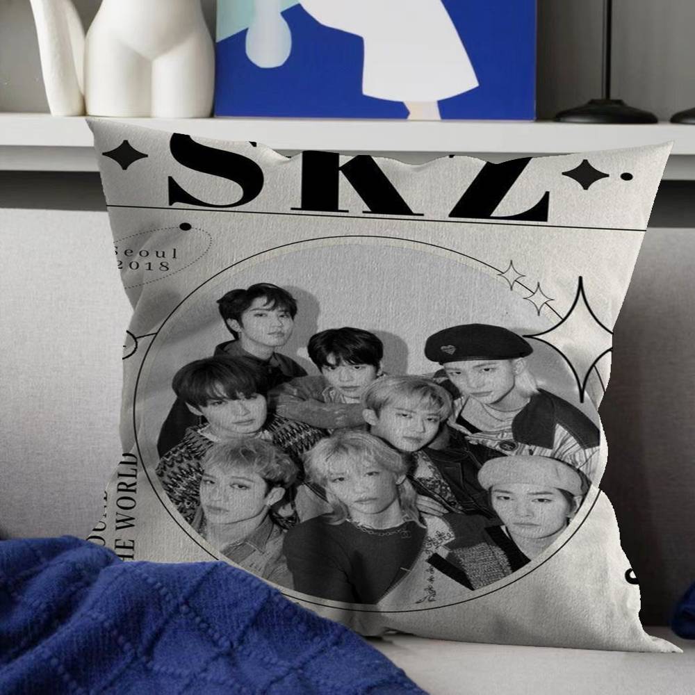 Federe Kpop S-Stray K-Kids Cartone Animato Divano Decorativo Casa Stampa Double-sided Peluche Corto Carino Federa Cuscino