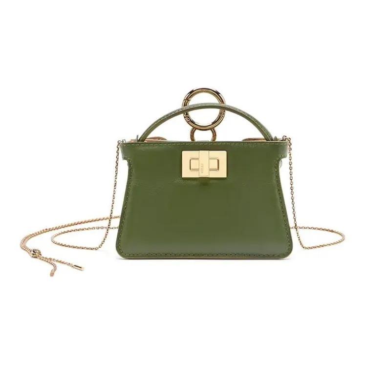 

FENDI Peekaboo Золота Пряжка Ланцюжок Кулон Шкіра Ягняти Гаманець для Монет Сумка на Плече Crossbody Ультра Міні Жіноча Зелена Gift Box Set (Basic Set + Original Box) зелений