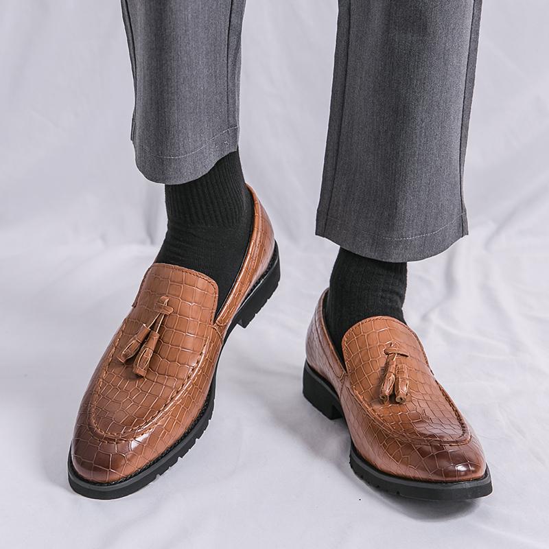 Men's loafers Fashionable and classic design styles wedding Outdoor leisure business party office gentleman's leather shoes