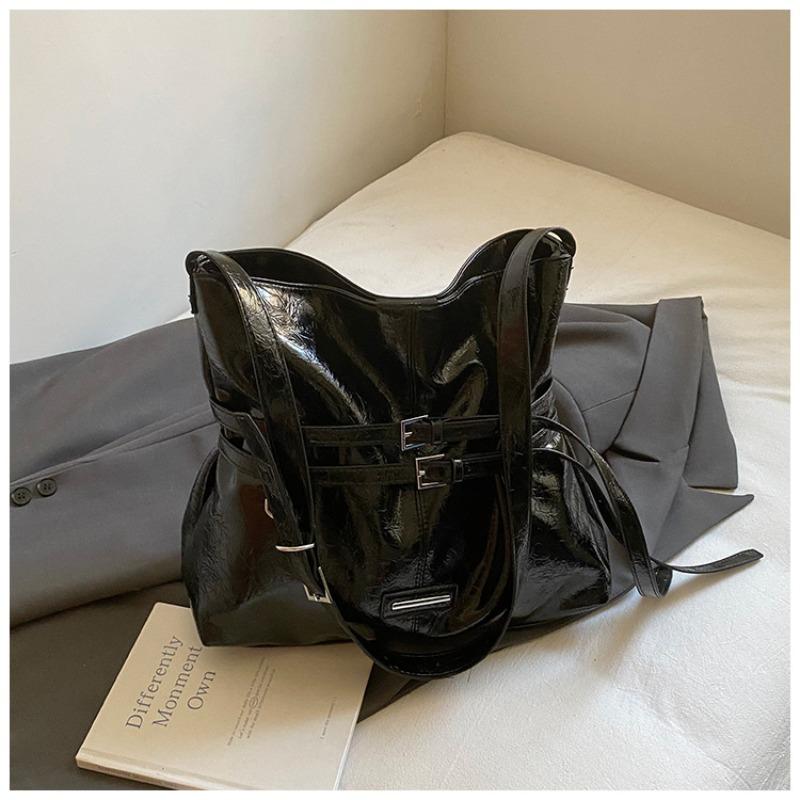 Fashion Bag New Large-capacity Simple Shoulder Messenger Bag Fashion Casual Commuter Tote Bag Women