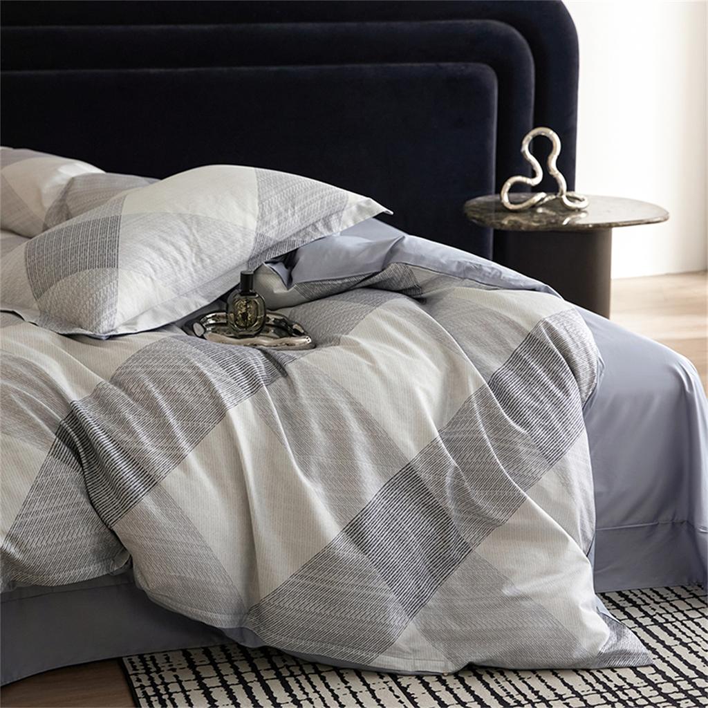 60 Piece Light Luxury Cotton High Count Satin Print Four Piece Set