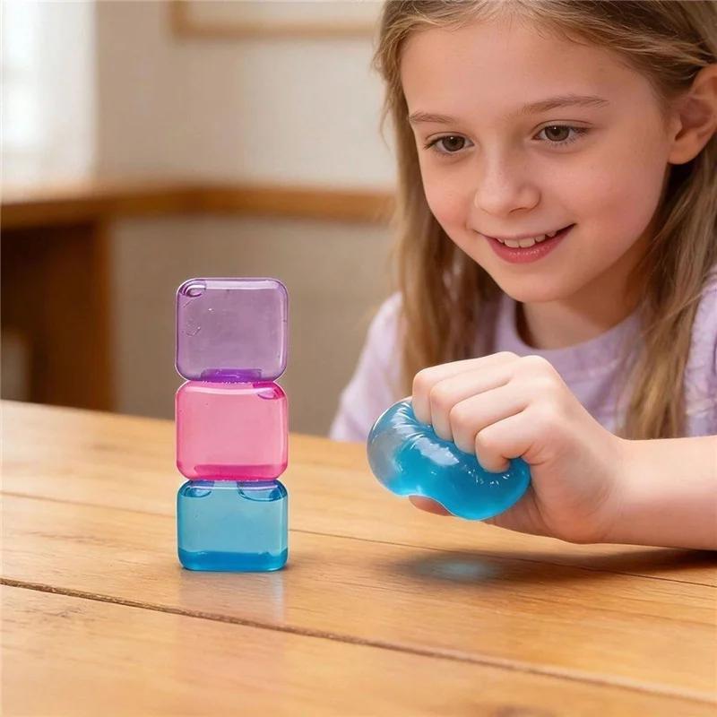 Needoh Nice Berg Gigante Sensorial Cubo de 7,5 cm Mini Paquete de 4 Bebé Teenie Cubo Sensorial Rebote Lento Aliviador de Estrés Juguete Anti-Ansiedad