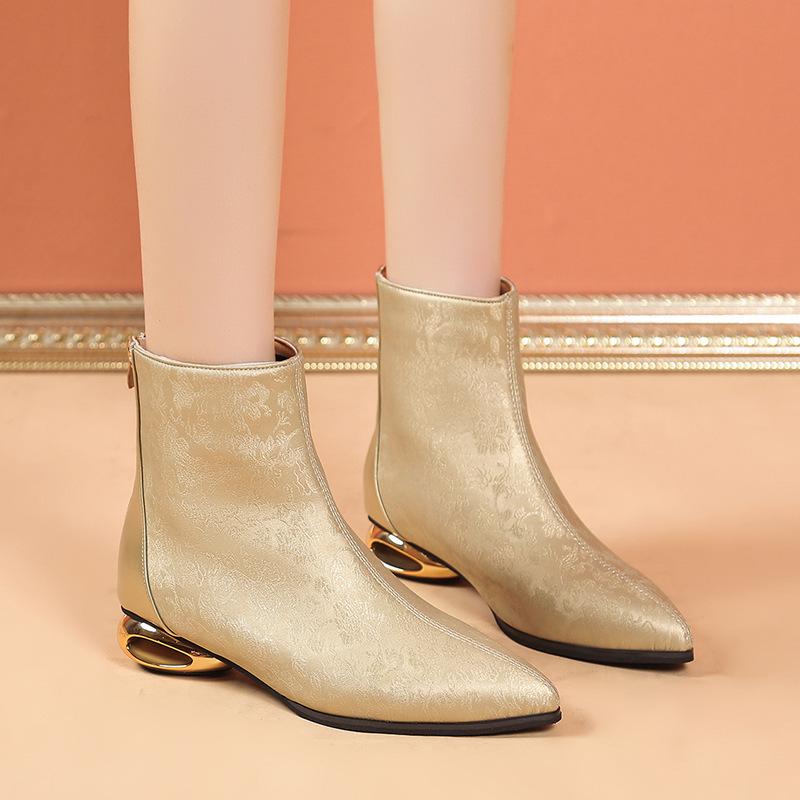Large Size Martin Boots Autumn and Winter New Sexy Boots Thick Heel Zipper Short Boots