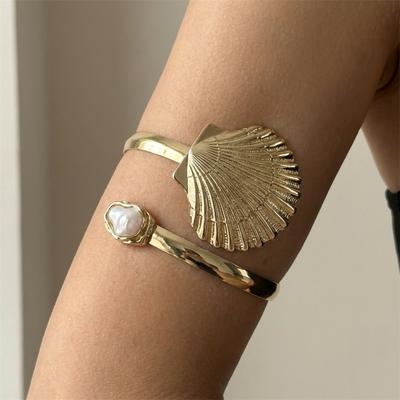 Metal Shell Baroque Irregular Imitation Pearl Arm Cuff Bracelets For Women Men Summer Ocean Beach Conch Bangle Body Jewelry