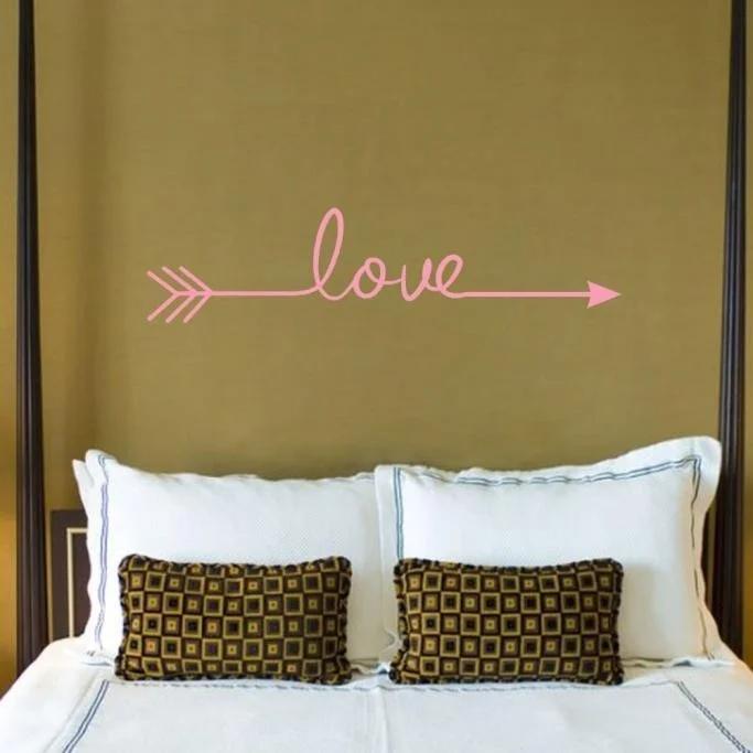 Multiple Colour Love Arrow Decals Wall Sticker Living Room Bedroom Vinyl Engraved Wall Decals Home Decoration Stickers