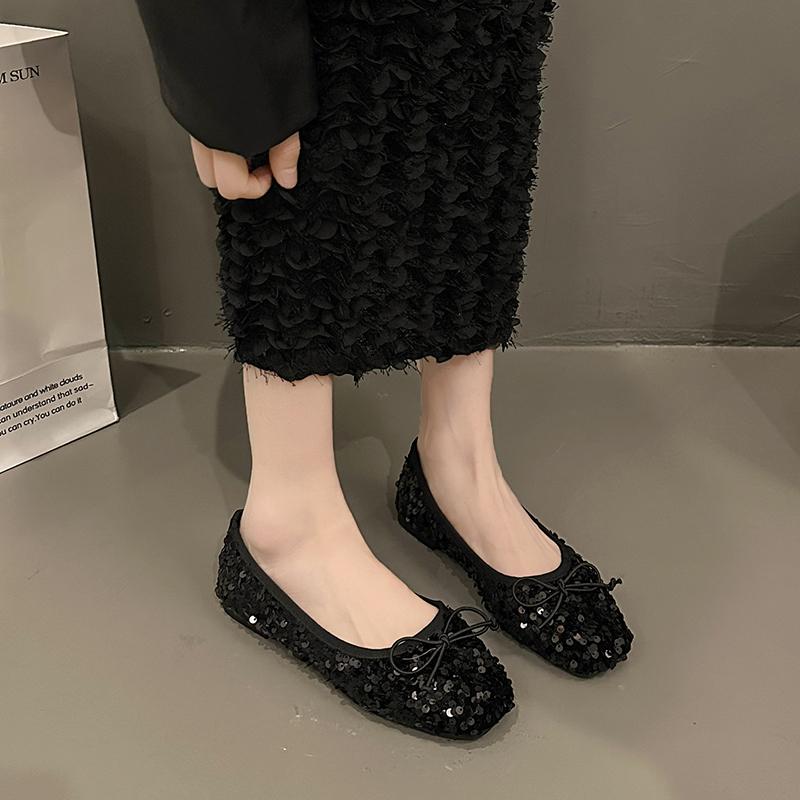 Sko for kvinner 2024 Grunnleggende damesko Hot Sale Kjoleballer Sko Kvinner Sløyfe Bling Firkantet Tå Slip on Myke Såler Sko Dame