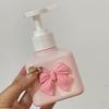 Leakproof Plastic Soap Dispenser Bottle With Decorative Bowknot Design Travel Soap Holder Bottle For Shampoo Lotion