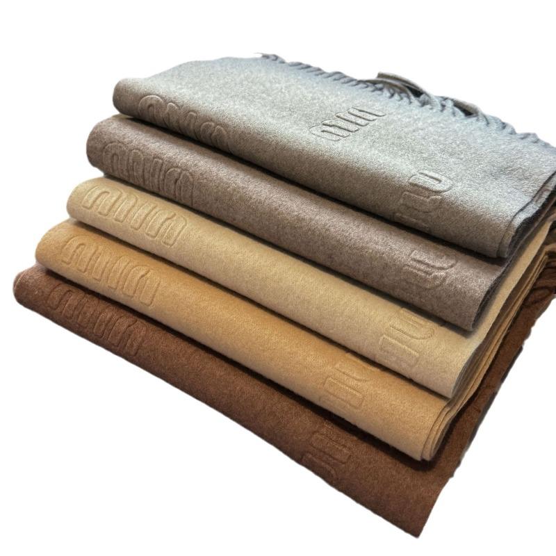 Popular Embossed Letter Wool Blended Scarf, Women's High-end Fringed Shawl, Youthful Vitality and Warm Scarf