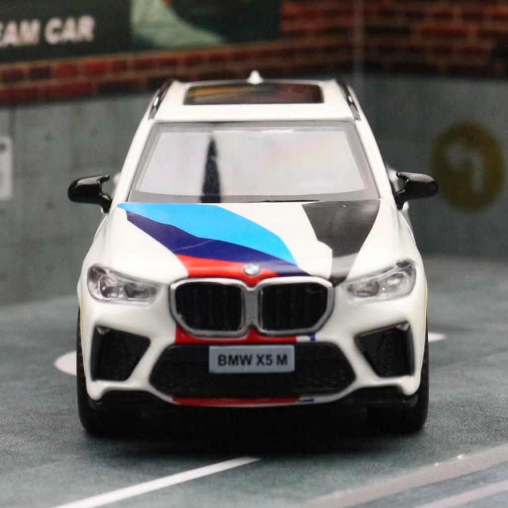 1/43 BMW X5 M Spielzeugautomodell für Kinder CCA Welly Sport SUV Miniatur Freilauf Pullback Druckgusslegierung Sammlung Geschenk Jungen