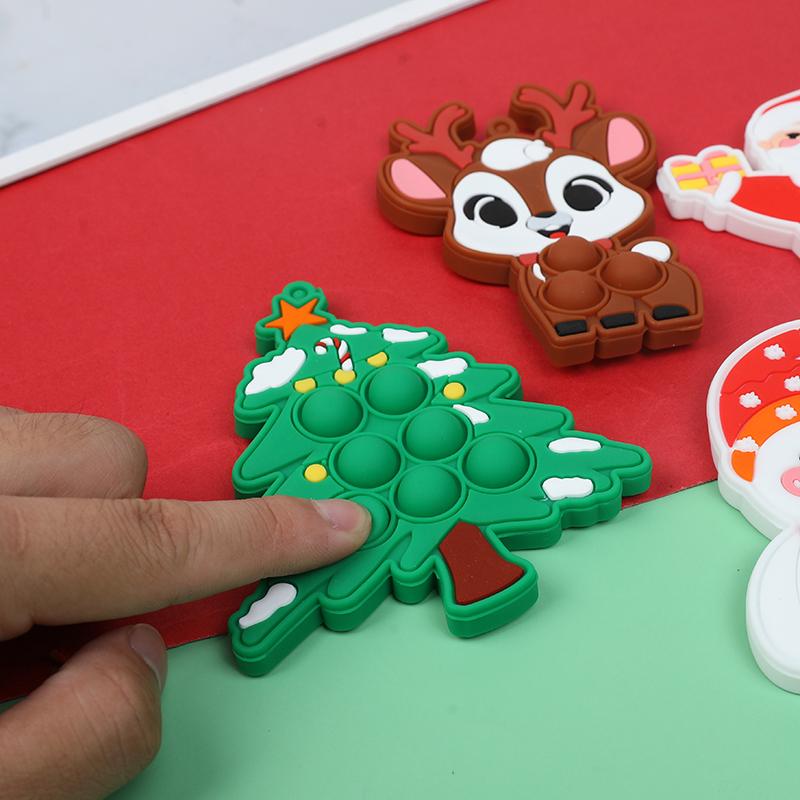 1-5Pcs Christmas Theme Pop Keychain Silicone Bubble Pendant Xmas Tree Ornaments Kids New Year Party Gift Favors Squeeze Keychain