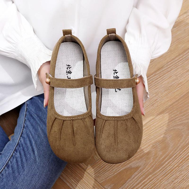 Spring and summer soft bottom round head one pedal gentle shallow mouth French flat bottom wrinkled single shoes round head non-slip soft sole ca