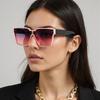 Vintage Trendy Sunglass for Women Square Frame Gradient Lens Fashionable Avant Garde Eyewear