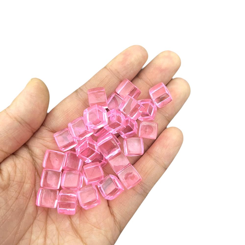 100 Stück Set 8mm Transparenter Würfel mit eckigen Kanten Bunt Klar Einfarbig Würfel Schachfigur Rechter Winkel Für Brettspiel