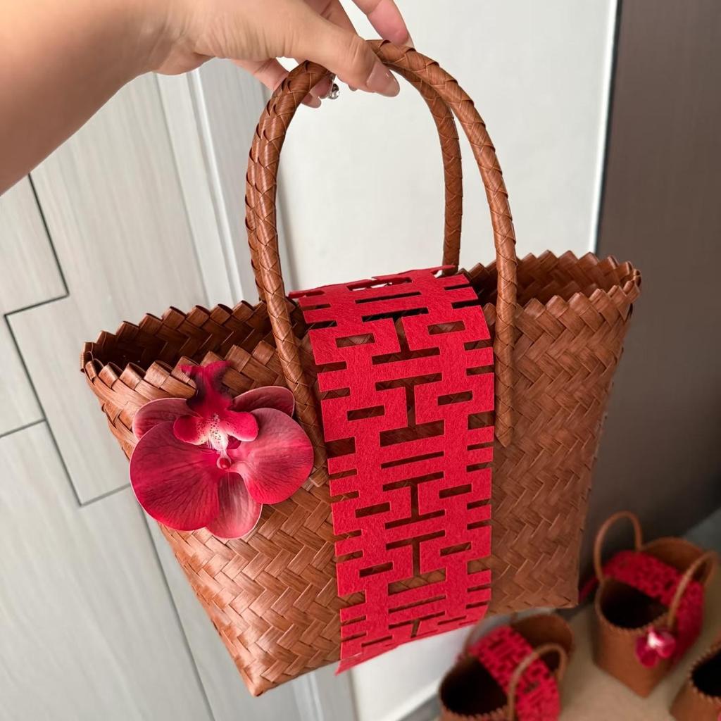 Bridal Woven Basket Handbag with Candy Box for Bridesmaid & Guest Gifts