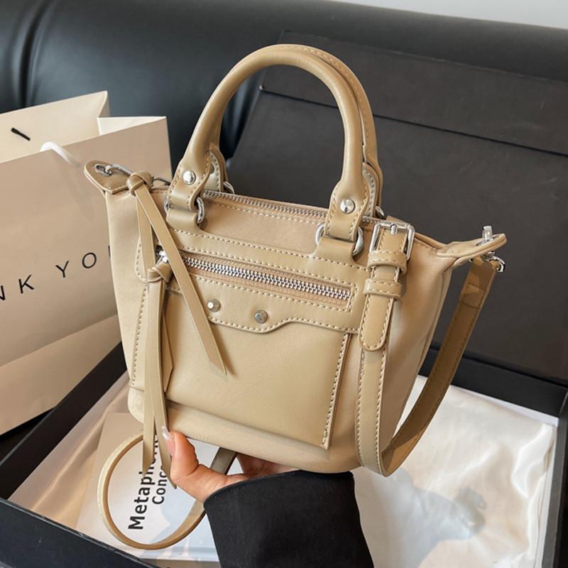 Ielgy Niche Design Handbag All-Match One-Shoulder Messenger Commuter Hand-Carrying Tote