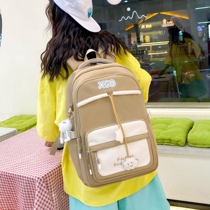 Student Schoolbag Lightweight Backpack Large Capacity Strong Backpack