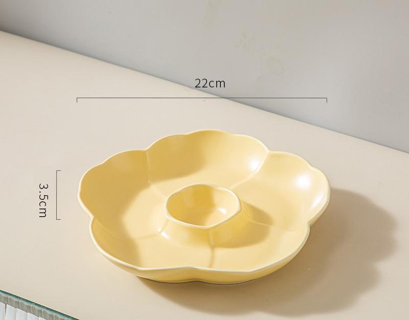 Ceramic Dividing Dumpling Plates New Household 8.5 Inch Flower Shape Kitchen Tableware with Sauce Dish Underglazed Colour Plate