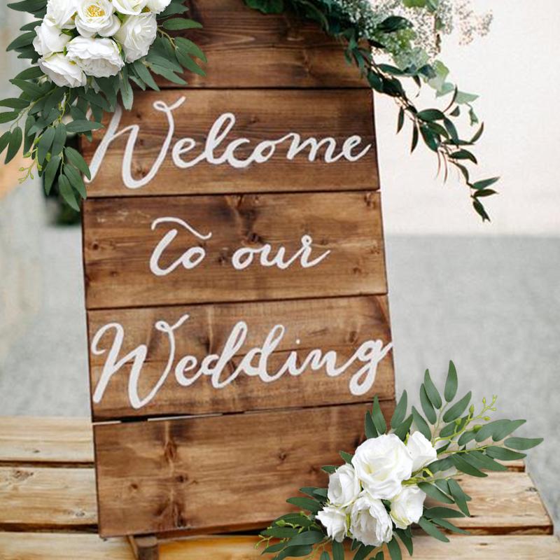 1 pár simulovaných girlandových umělých květinových závěsů pro svatební oblouk