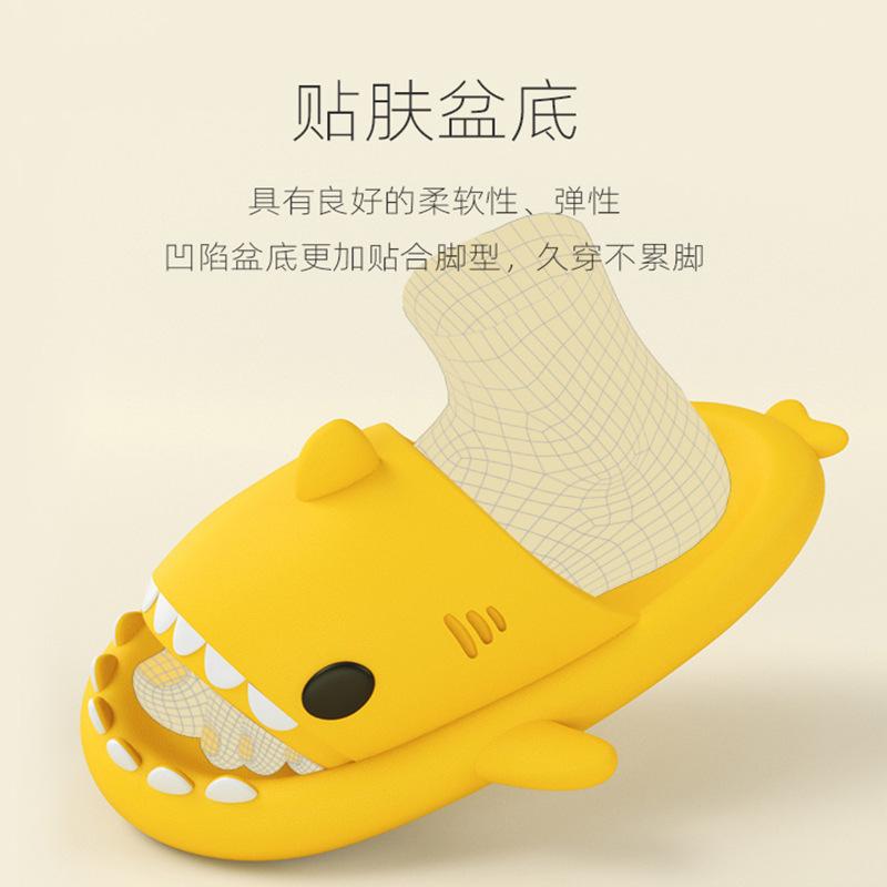 Fashion Comwarm Boys Girls Shark Slippers Summer Cute Cartoon Kids Shark Sandals Non-slip House bath Shoes Children Casual Flats Slides